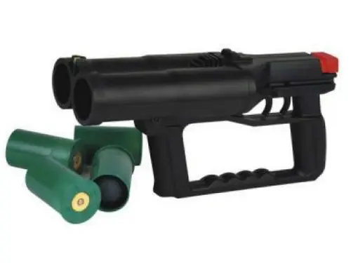 Verney-Carron sous l'appellation Flash-Ball Maxi-Flash-Ball modèle compact.